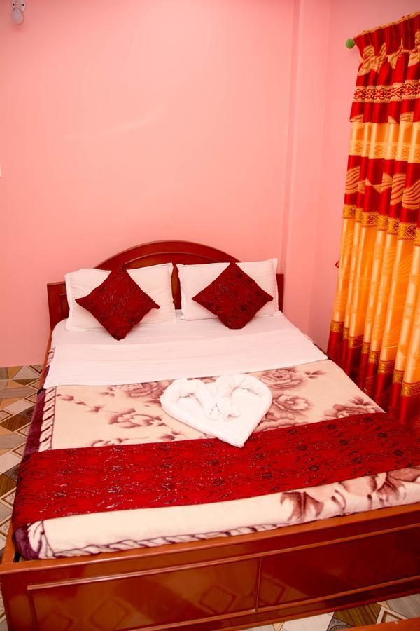 Mount Blue Tourist Hostel - Pokhara Zewnętrze zdjęcie
