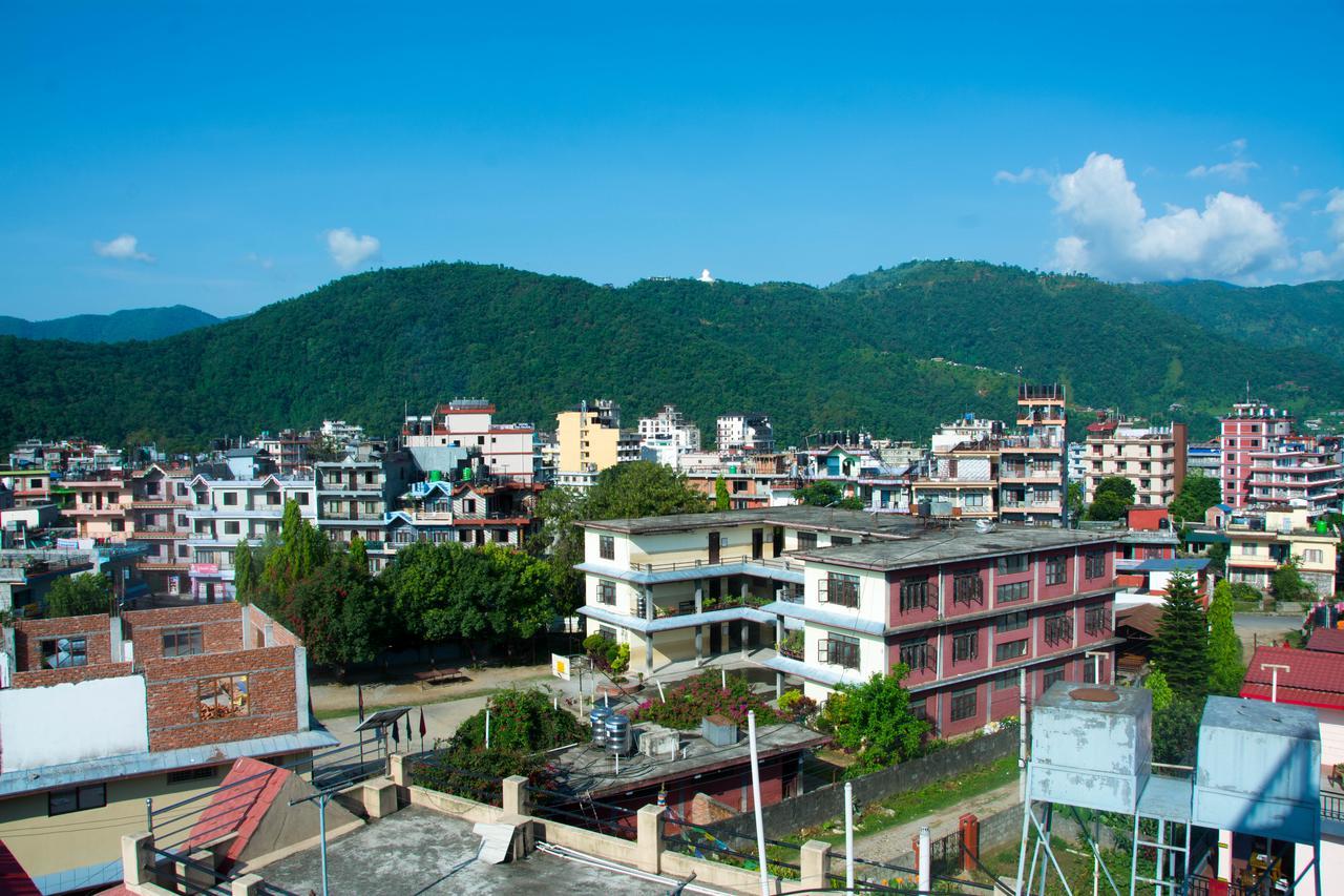 Mount Blue Tourist Hostel - Pokhara Zewnętrze zdjęcie