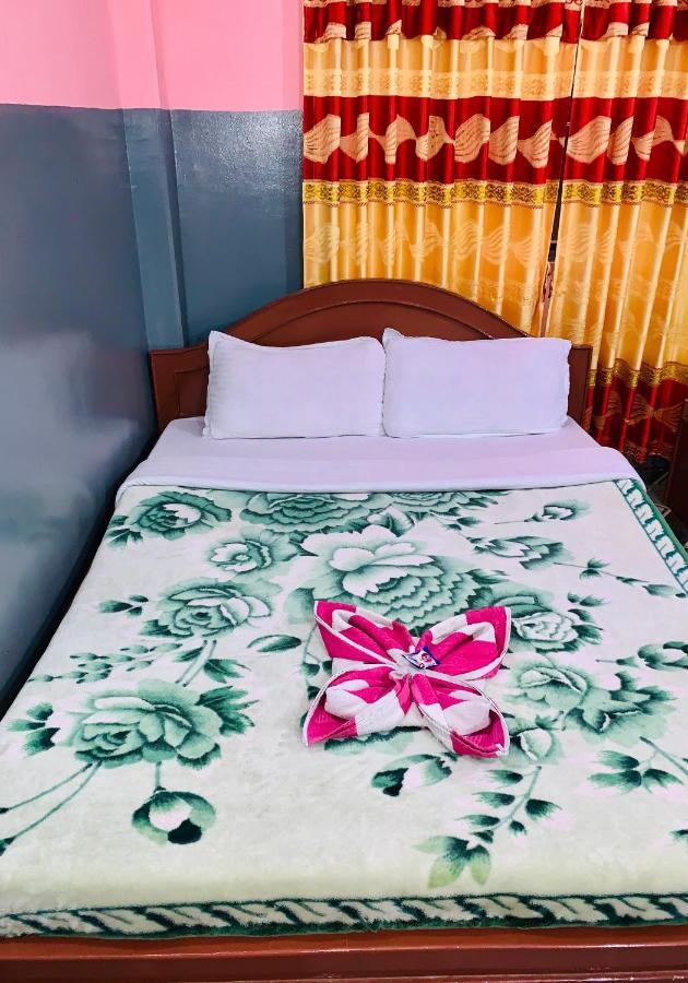 Mount Blue Tourist Hostel - Pokhara Zewnętrze zdjęcie